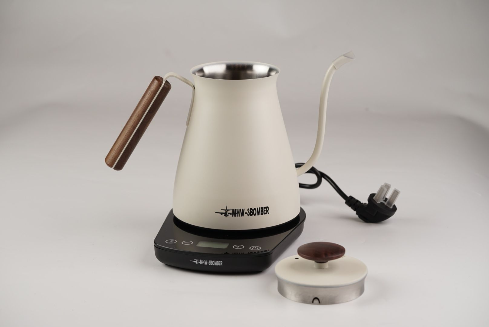 Orbit electric kettle - BK5937W